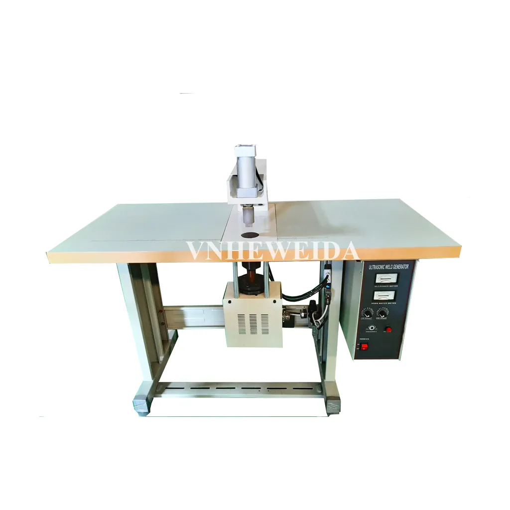 Stamping machine strap by ultrasonic waves